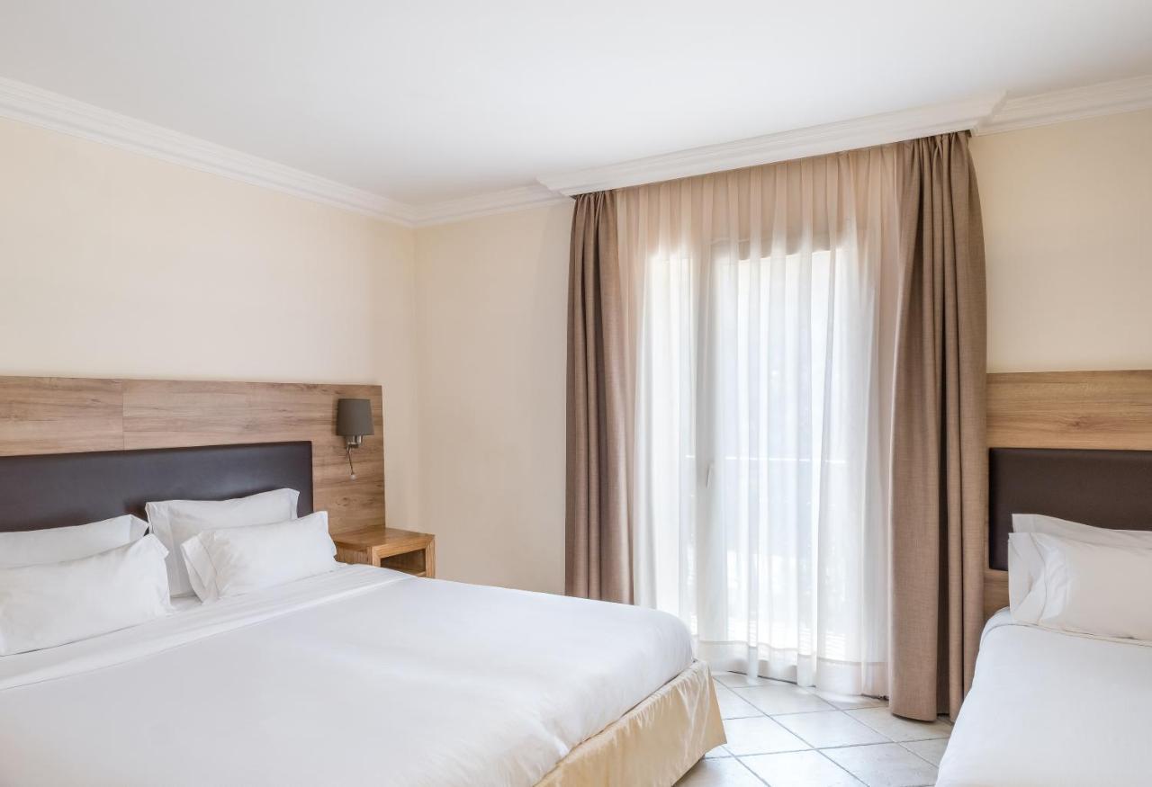 Hotel Cap Roig & Spa By Brava Hoteles بلاتجا ذارو الغرفة الصورة