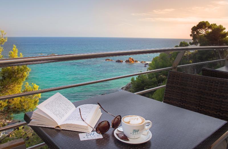 Hotel Cap Roig & Spa By Brava Hoteles بلاتجا ذارو المظهر الخارجي الصورة